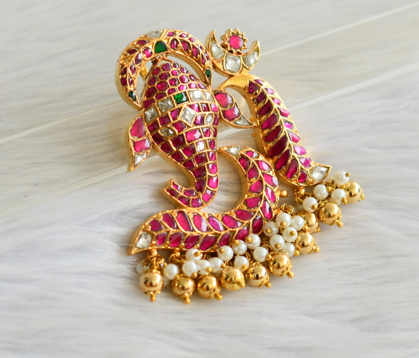 Gold tone pink-green-white Om-ganesha Jadau pendant dj-43919