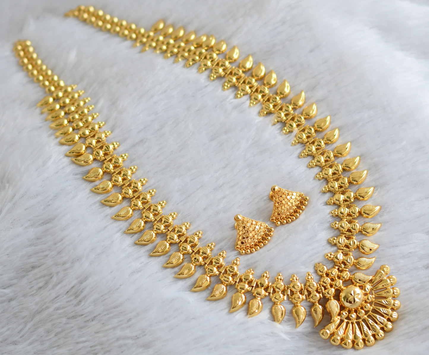 Gold tone kerala style mango haar set dj-47348