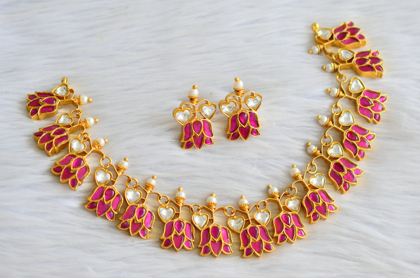 Gold tone pink-white kundan jadau lotus heart necklace set dj-43927