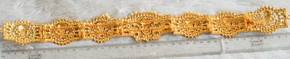 Bright gold tone kemp-green pearl lakshmi waist band dj-49129