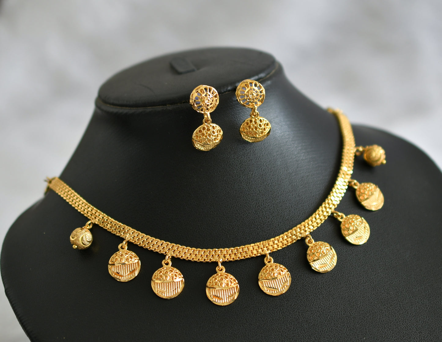 Gold tone kerala style necklace set dj-47350