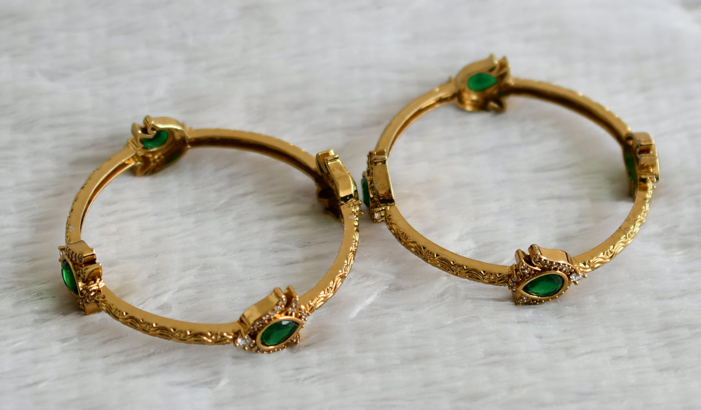 Antique cz bottle green lotus bangles(2.8) dj-49150