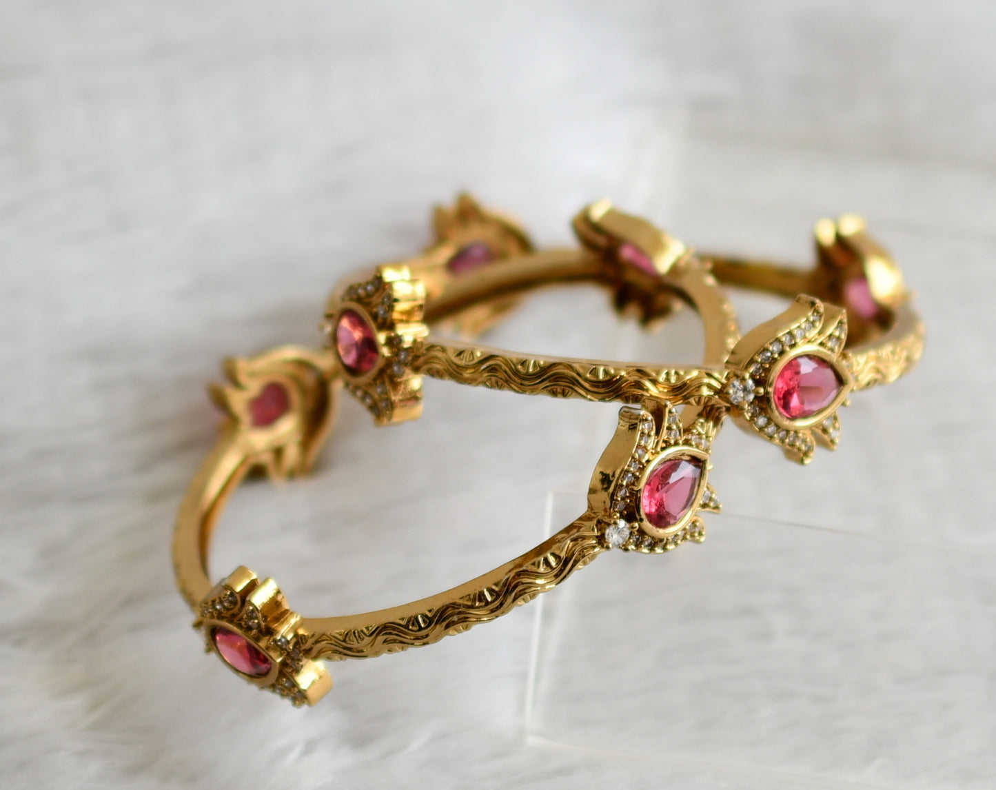 Antique cz magenta pink lotus bangles(2.4) dj-49146