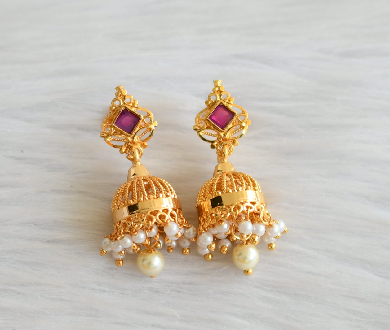 Gold tone ruby pearl jumkka dj-43961