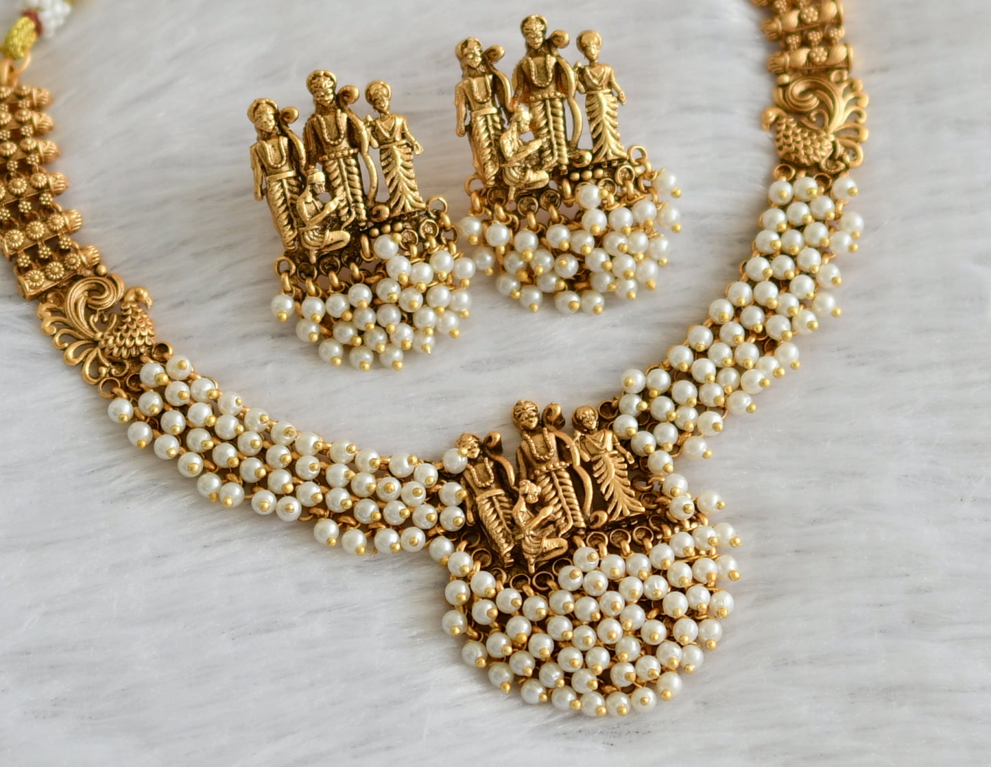 Matte finish pearl cluster ram parivar necklace set dj-47386