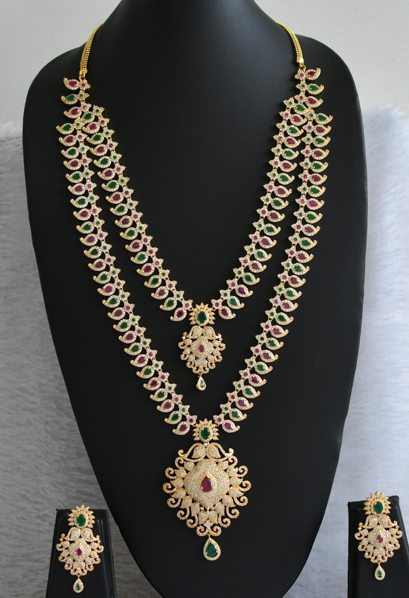 Awesome Gold Tone Cz Ruby-emerald Bridal Step Haar Set-dj09345