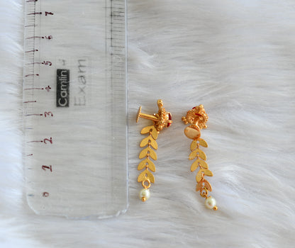 Gold tone maroon pearl leaf earrings dj-42674