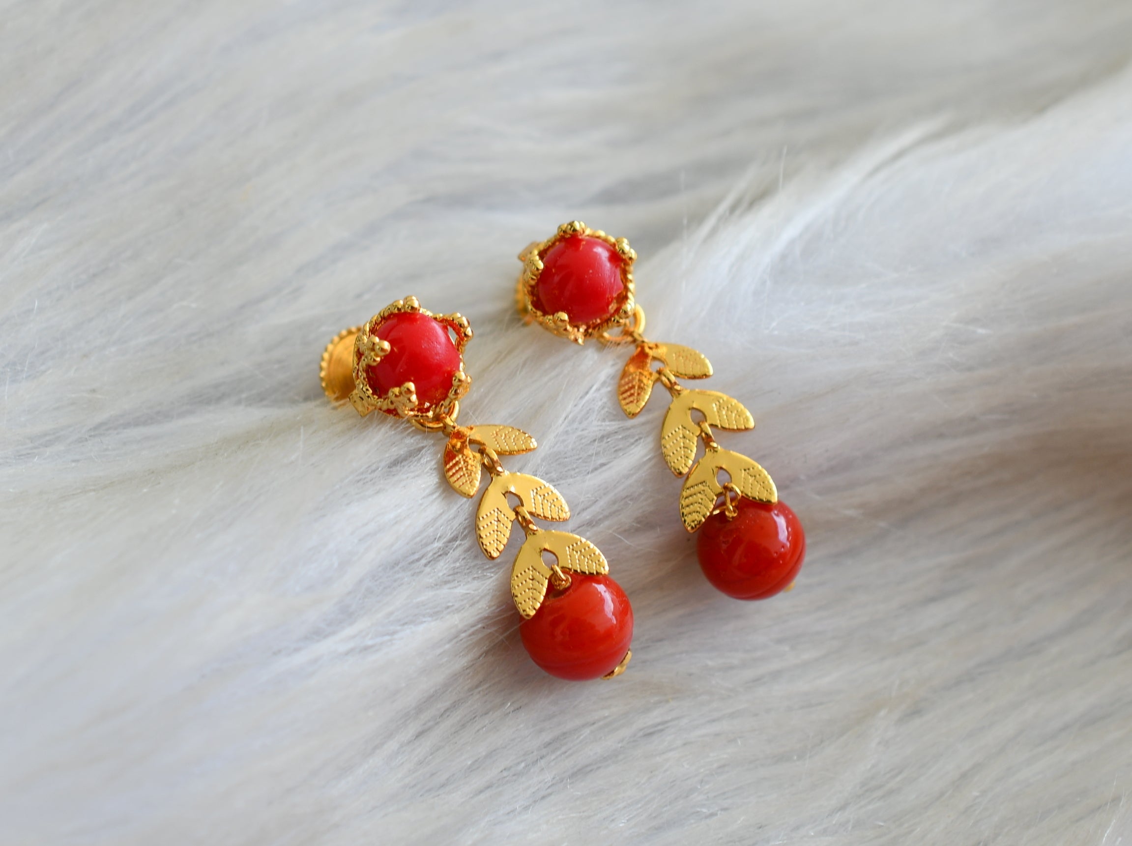 12mm Italian Red Coral Ball Stud Earrings 14K Yellow Gold - Trustmark  Jewelers