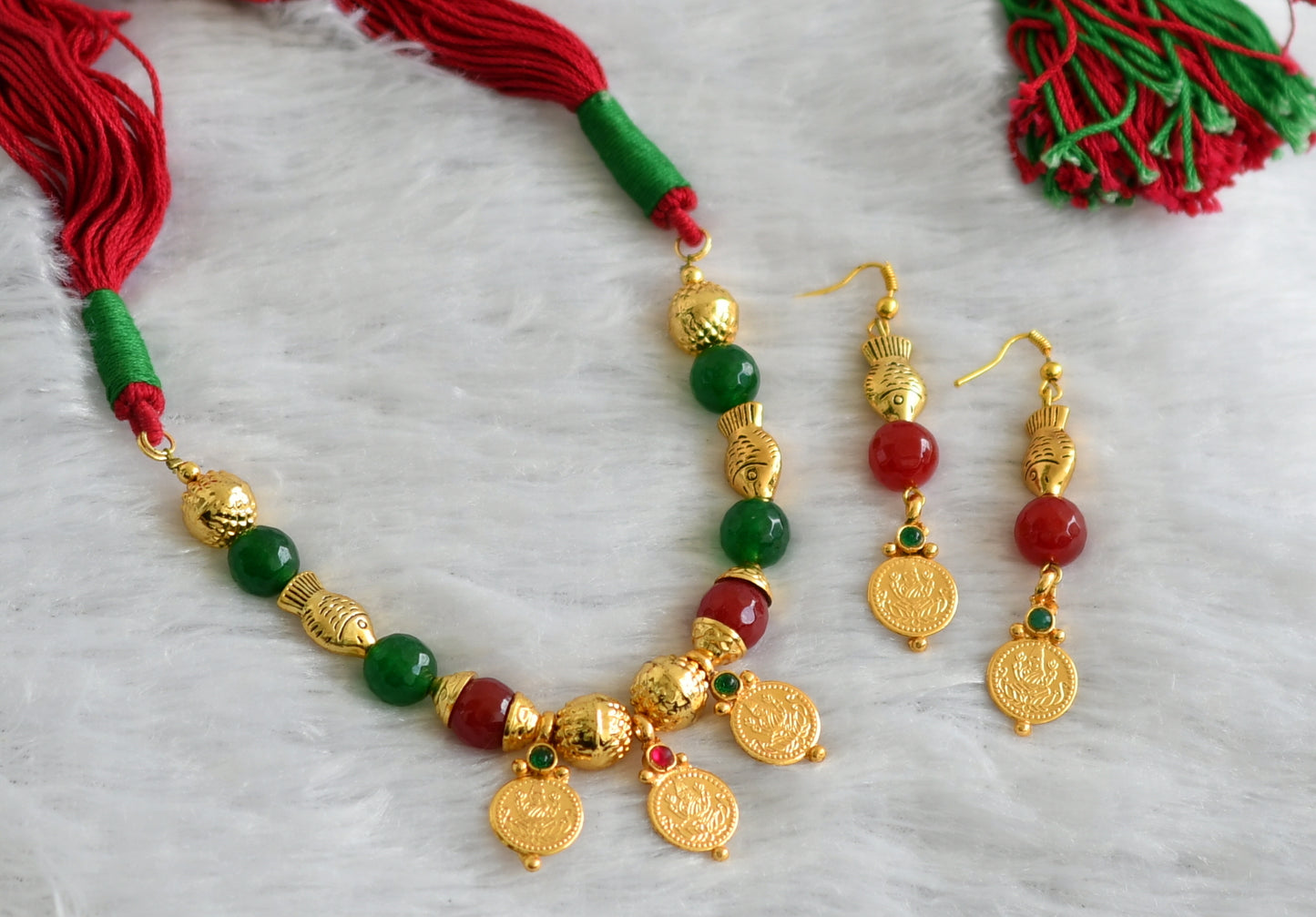 Gold Tone Lakshmi Coin Red-green Thread Necklace Set -dj09374