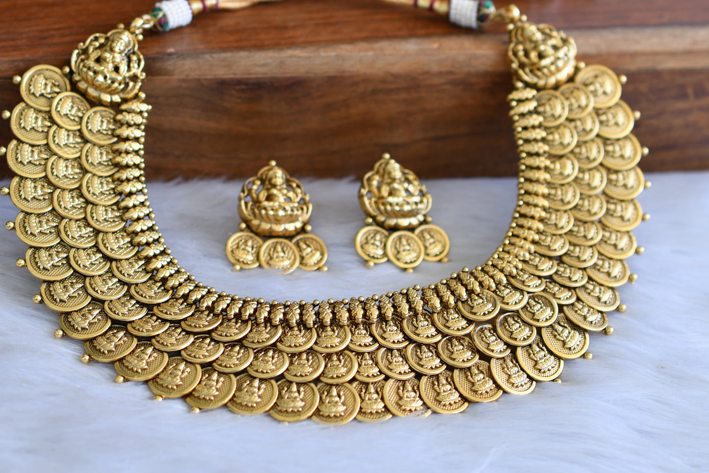 Matte finish Lakshmi coin triple layer necklace set dj-42698