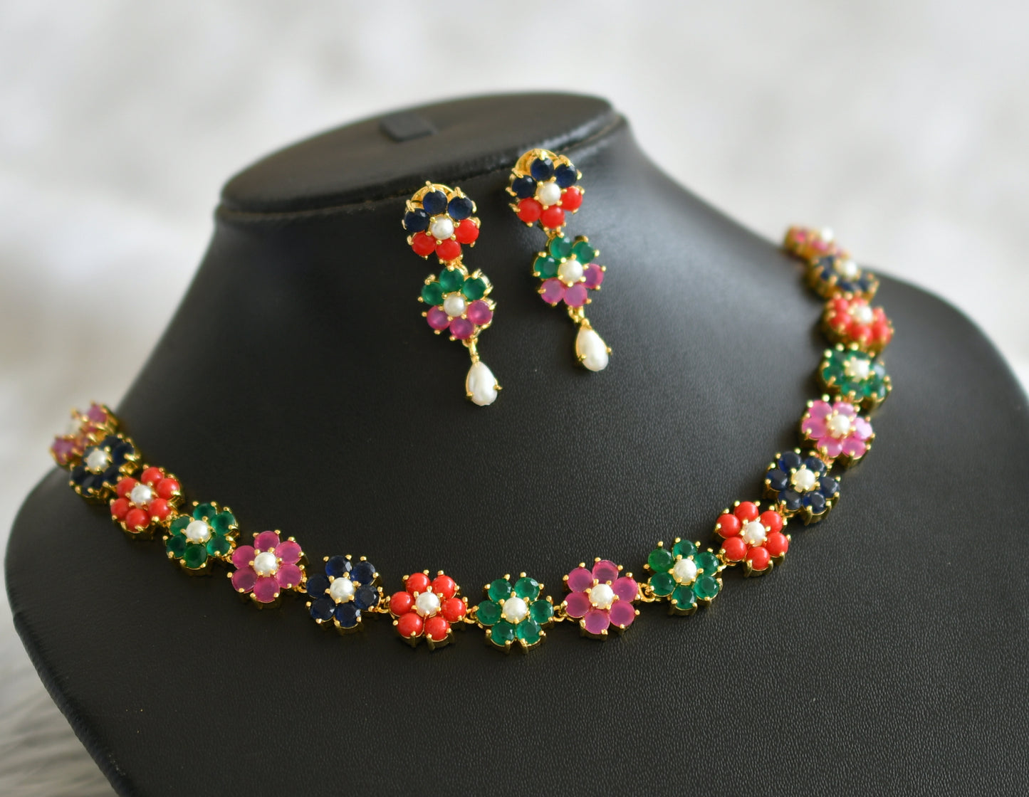 Gold tone coral-ruby-green-blue-pearl flower necklace set dj-45755