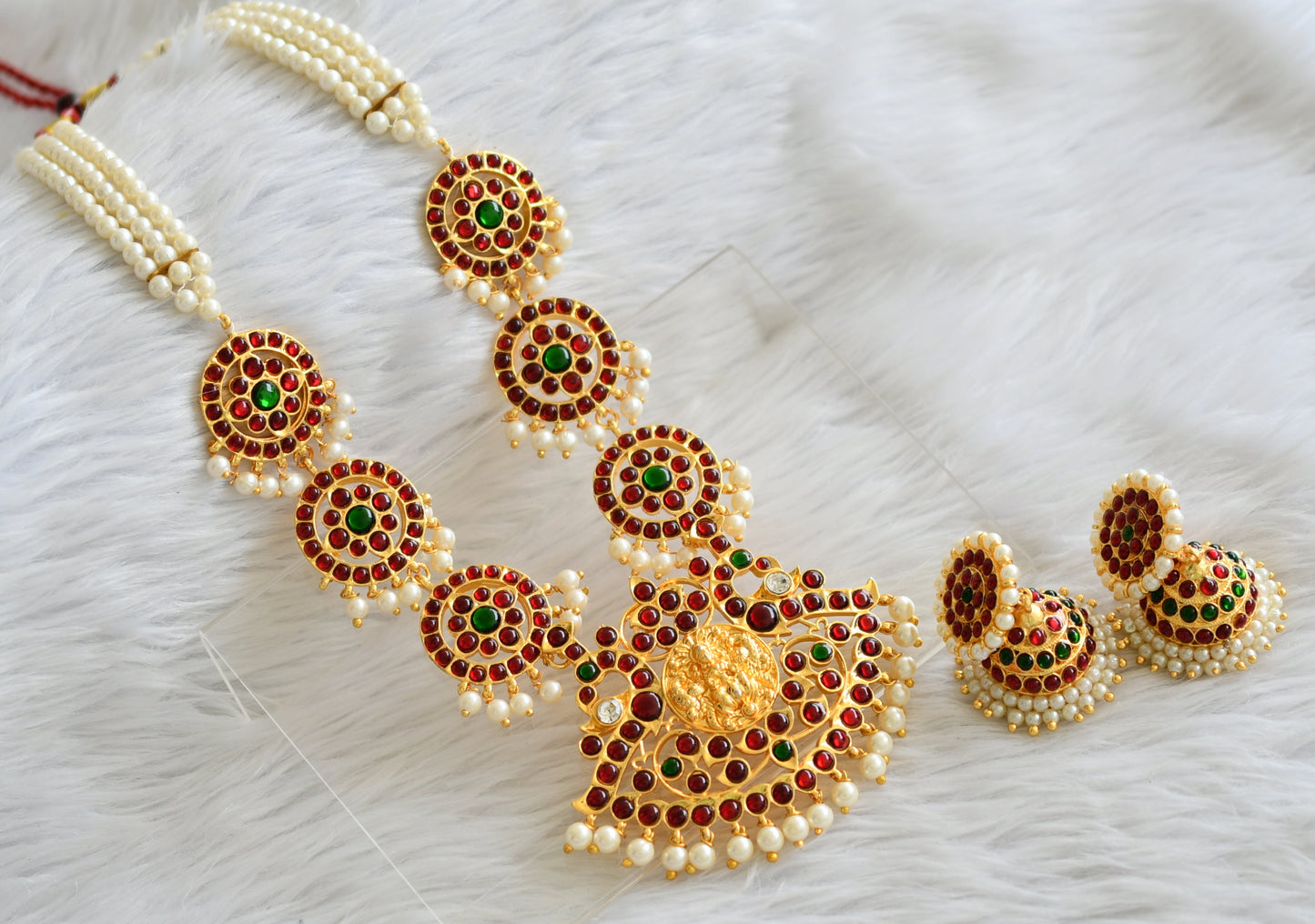 Gold tone kemp-green pearl lakshmi haar set dj-45745