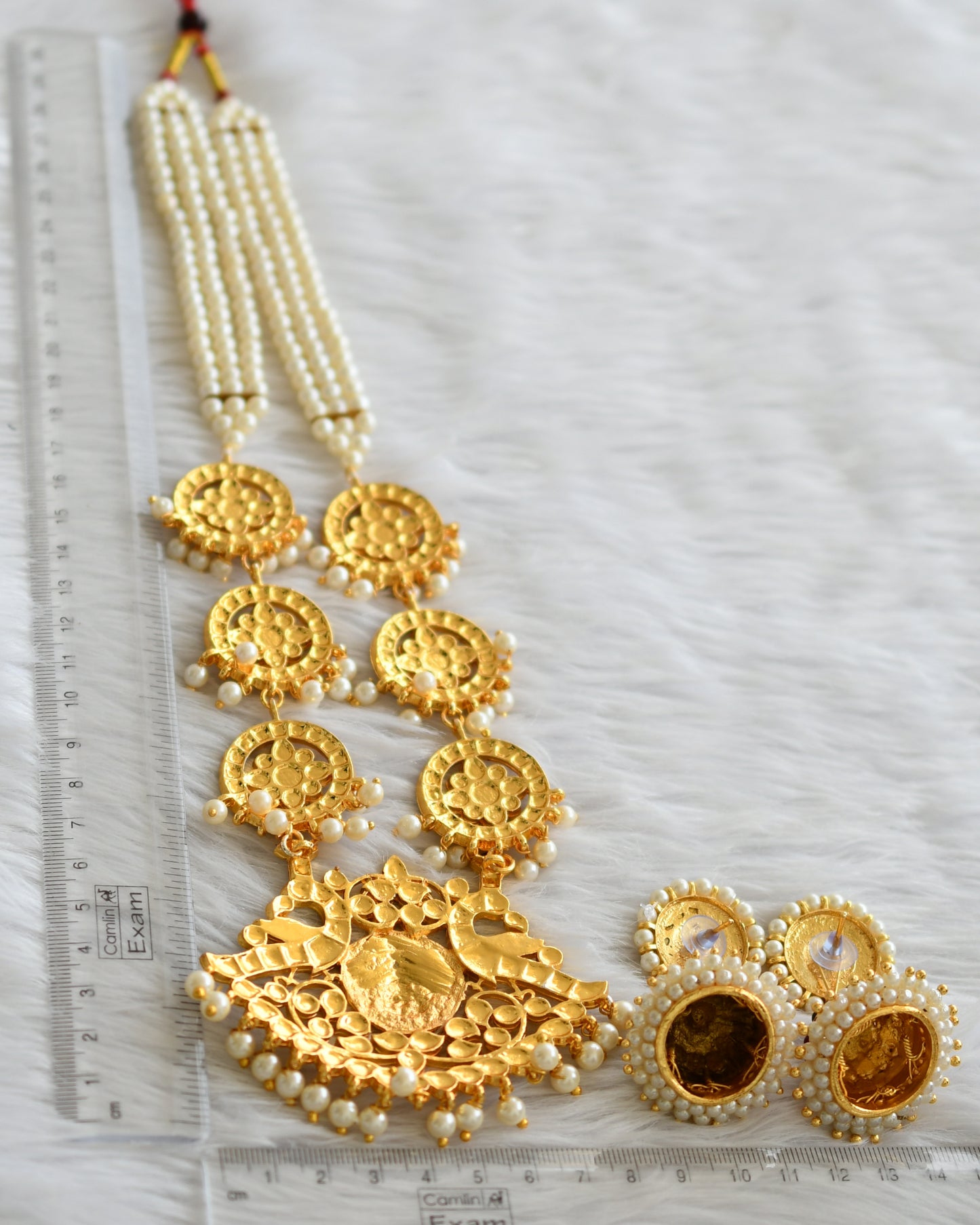 Gold tone kemp-green pearl lakshmi haar set dj-45745