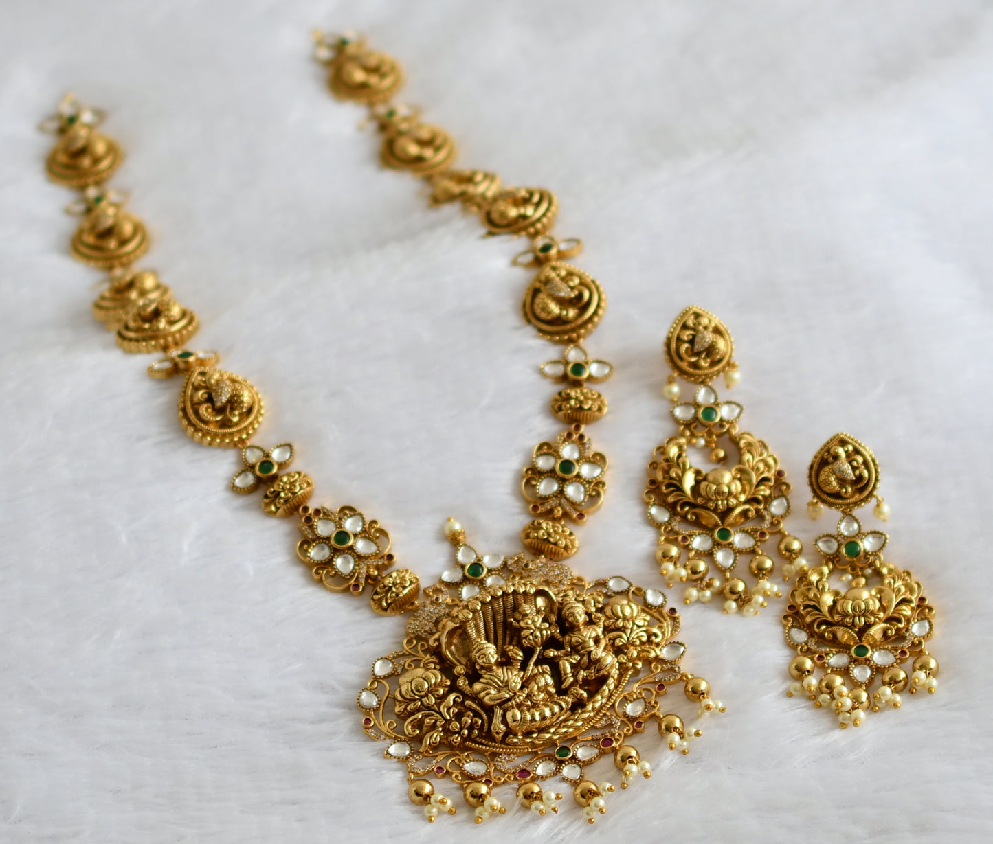 Antique gold tone kemp-green-white Shri Ranganathar nakshi kundan jadau haar set dj-49286