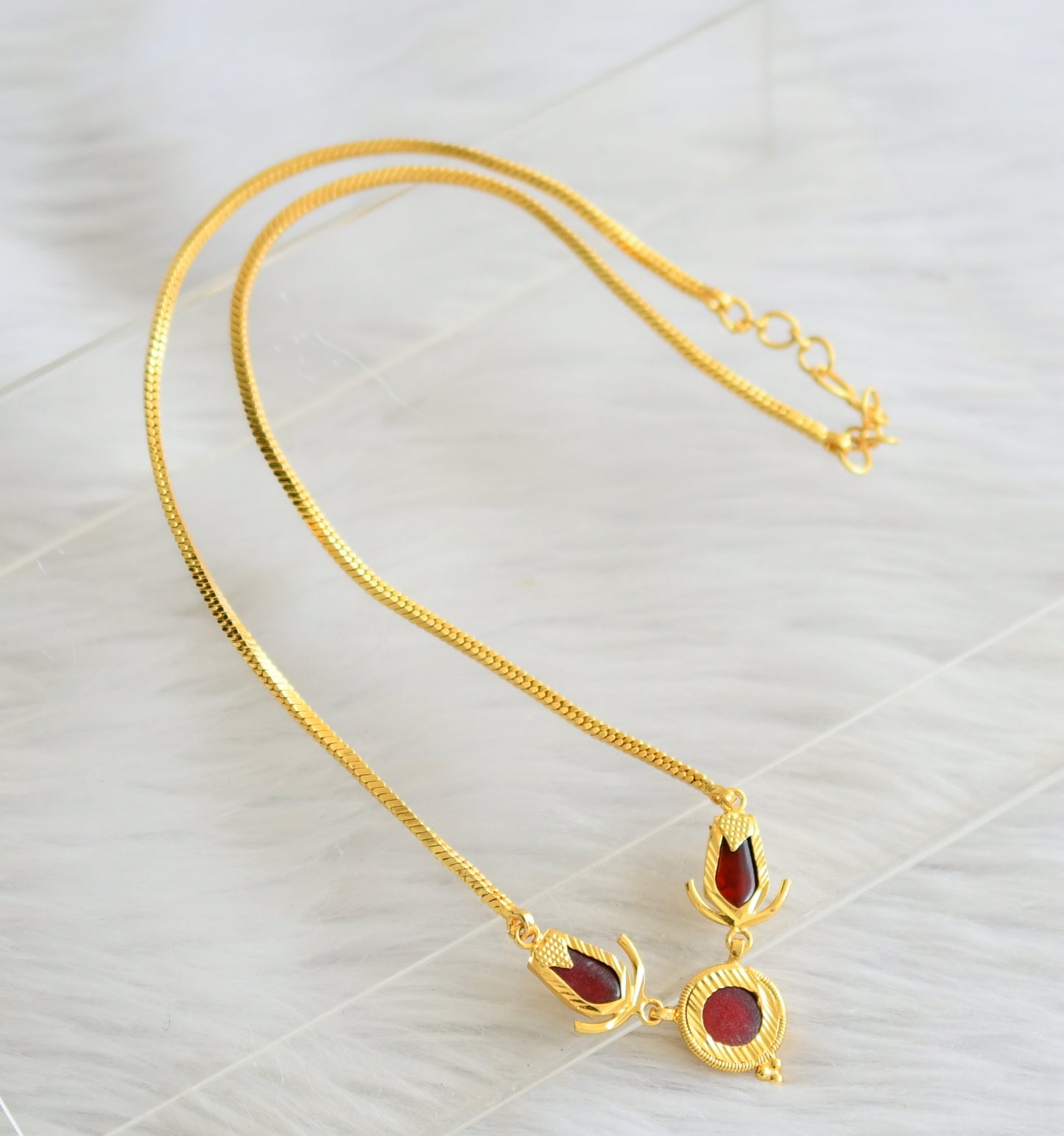 Gold tone kerala style red round nagapadam necklace dj-44136