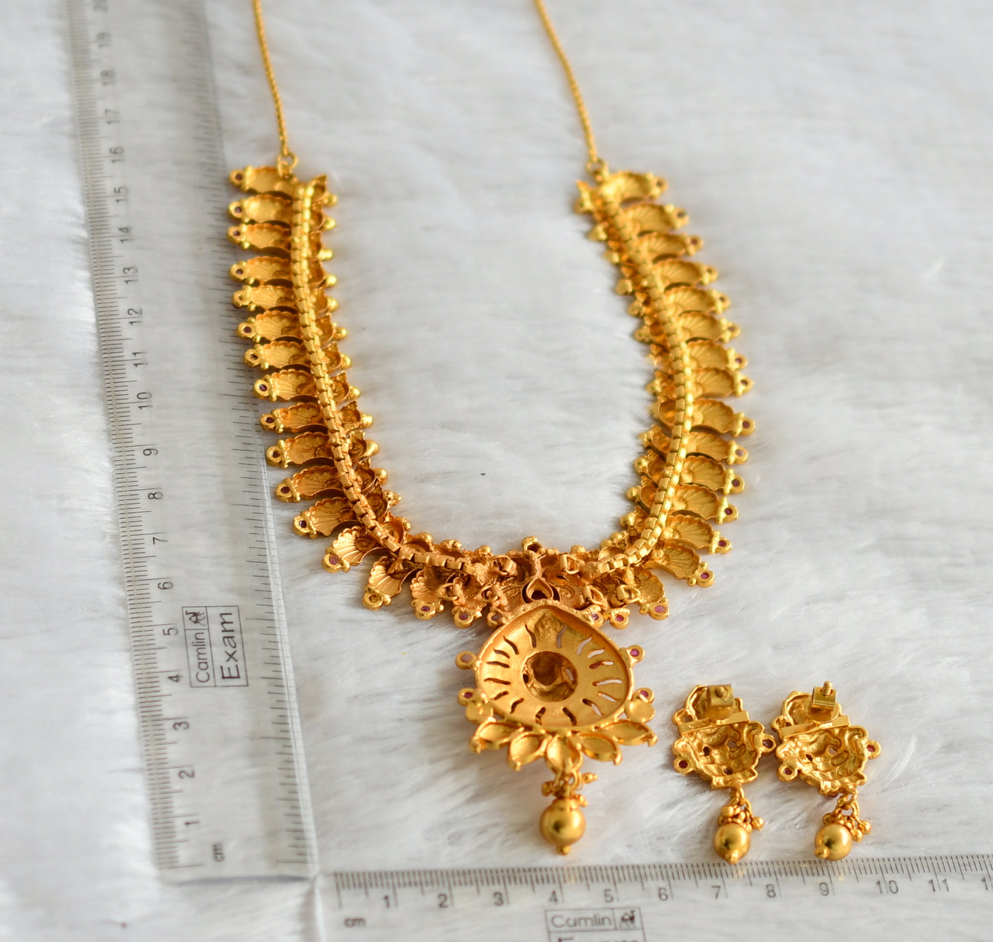 Gold tone ruby stone lakshmi peacock necklace set dj-47541