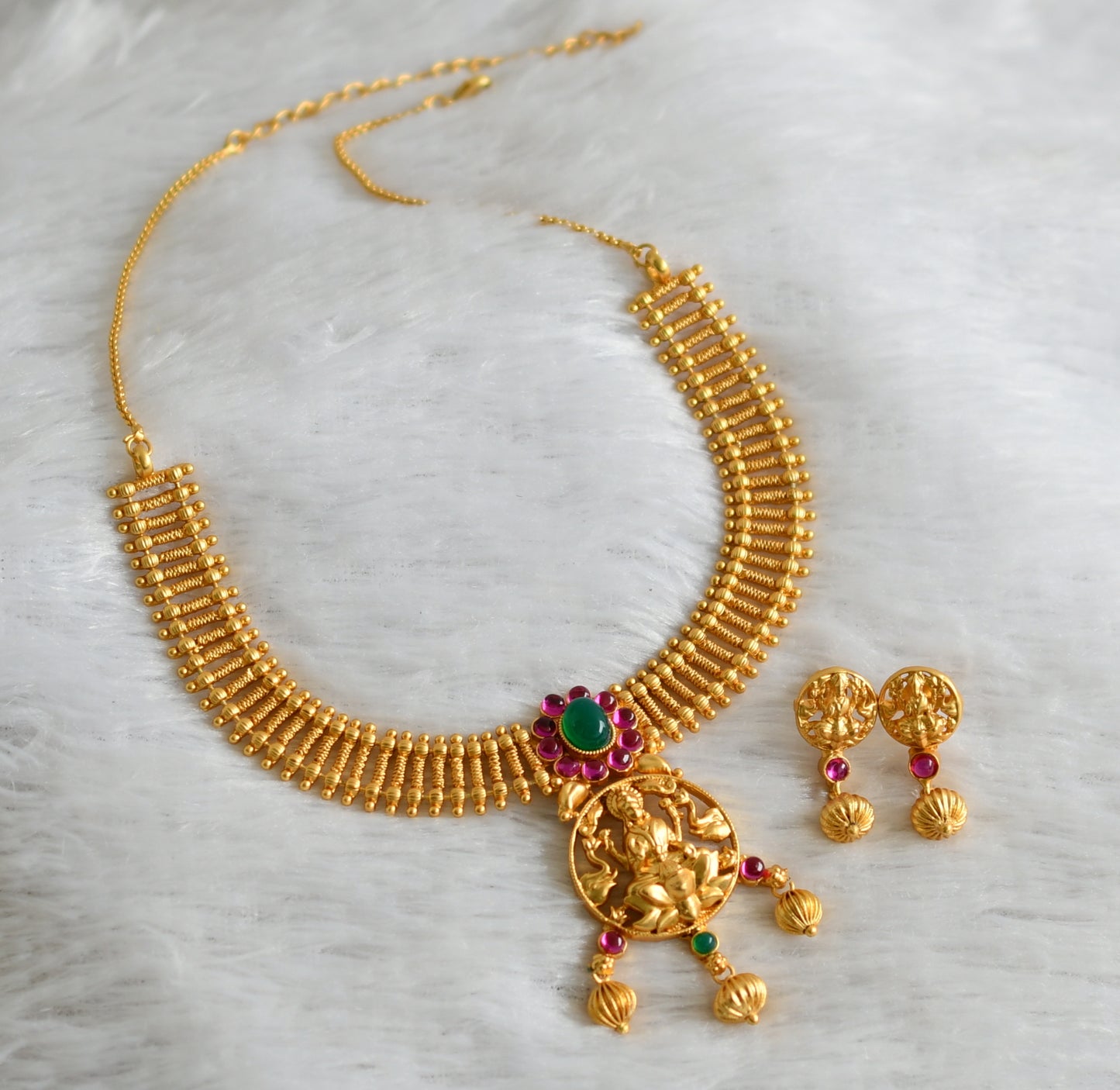 Gold tone pink-green lakshmi elephant necklace set dj-47542