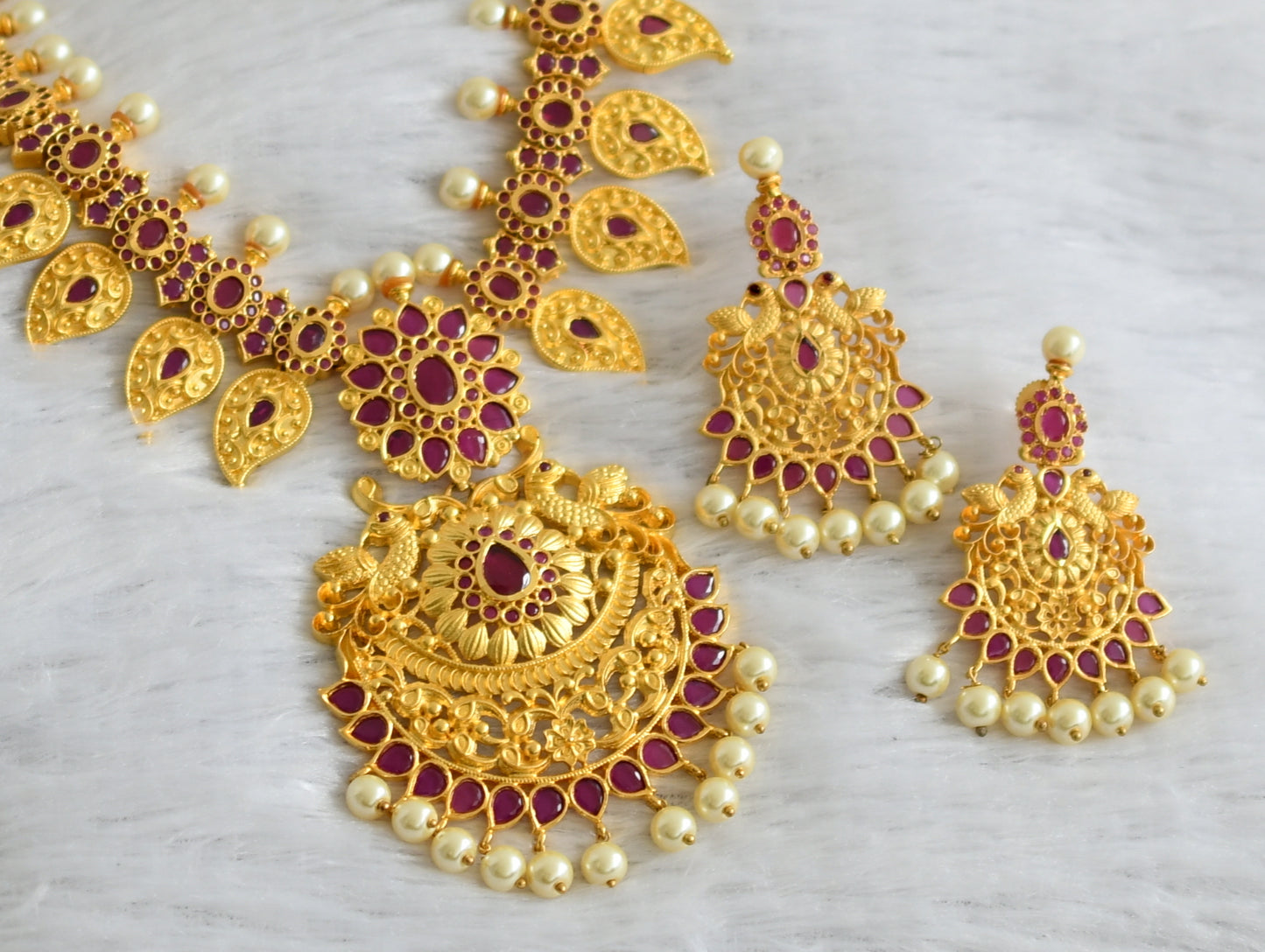 Gold tone ruby-pearl mango peacock necklace set dj-47559