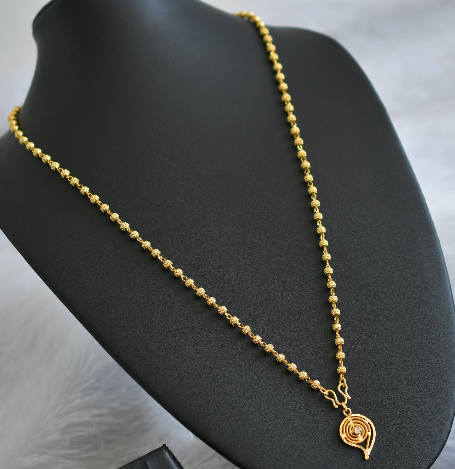 Gold tone 24 inches ball chain with white mango pendant dj-47464