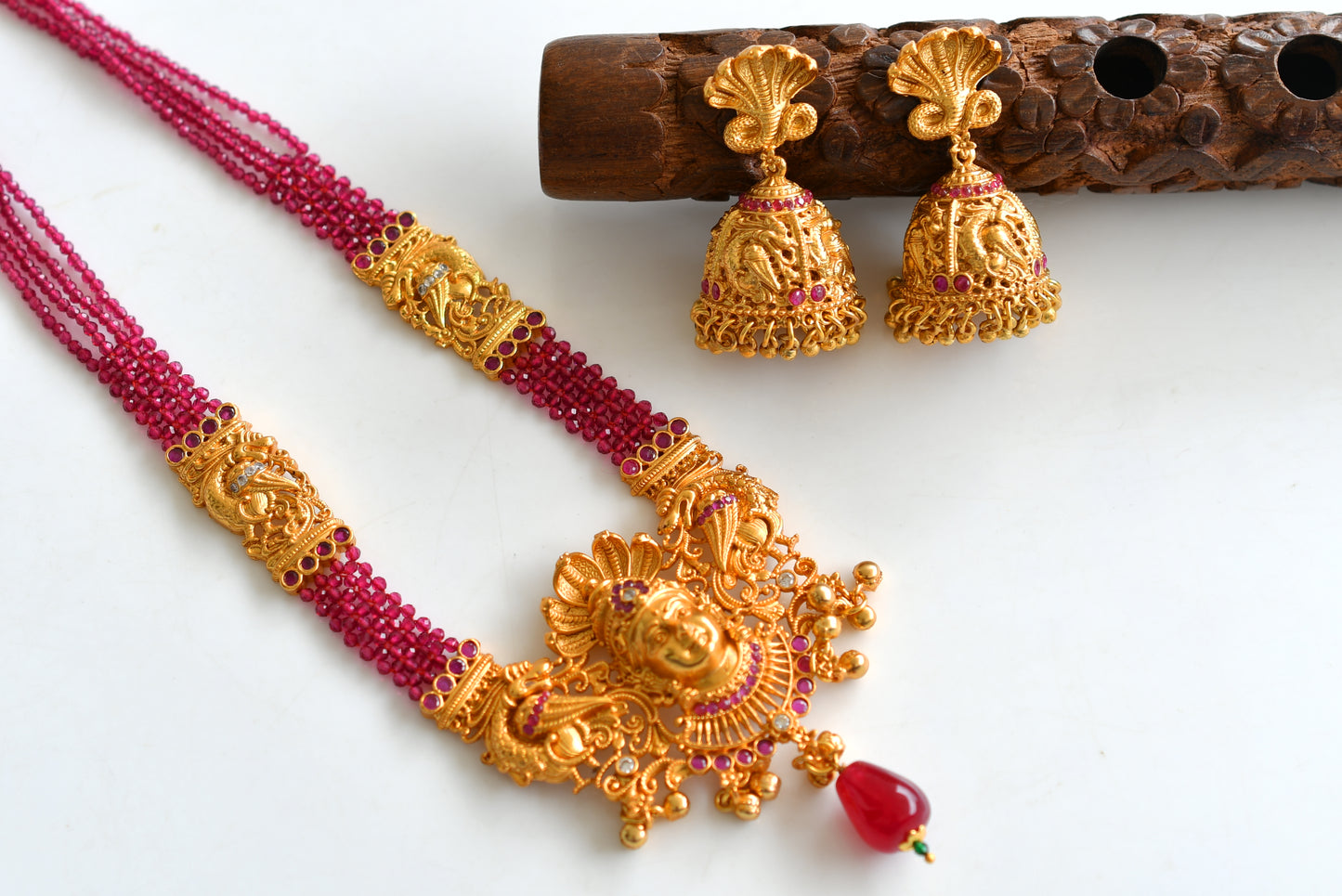 Matte Finish Ruby Agates Peacock Lakshmi Necklace Set DJ24777