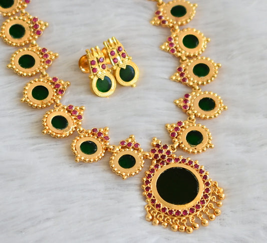 Gold tone pink-green kerala style round necklace set dj-47579