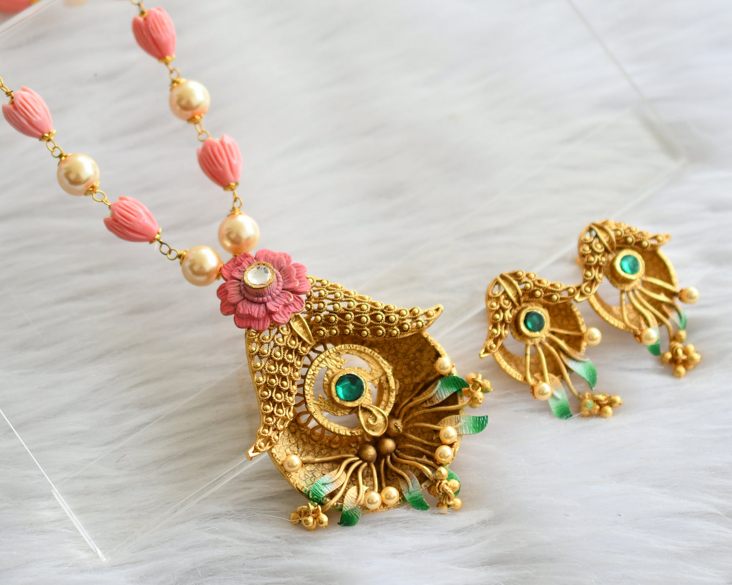 Antique gold tone replica pink-green-pearl tulip bead necklace set dj-44230