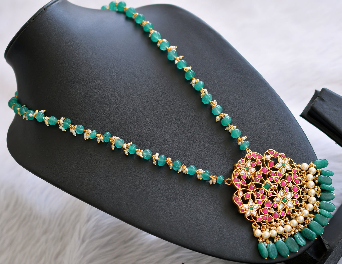 Gold tone pink-green kundan jadau beaded short haar dj-37132