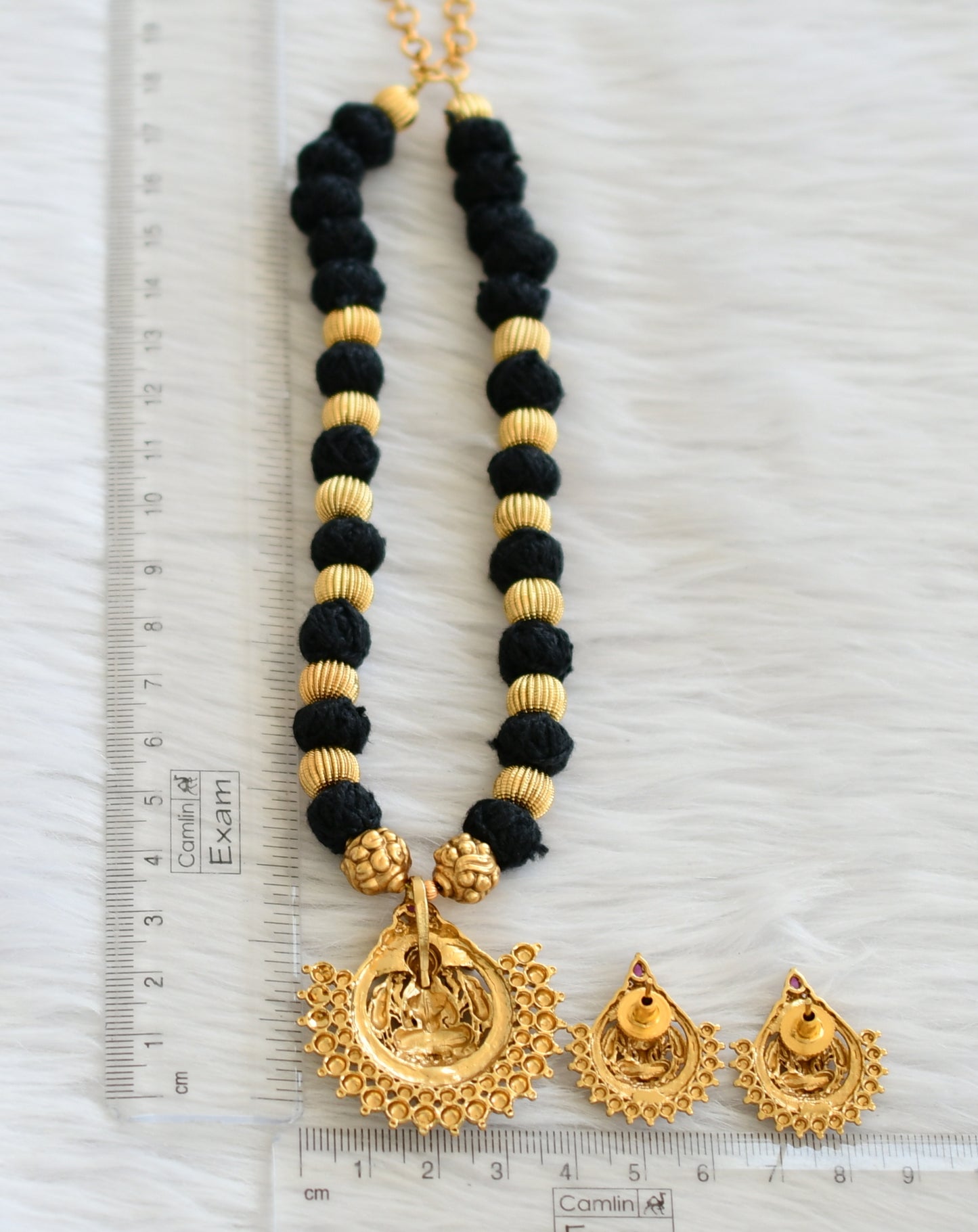 Matte finish black thread kemp stone lakshmi necklace set dj-45972