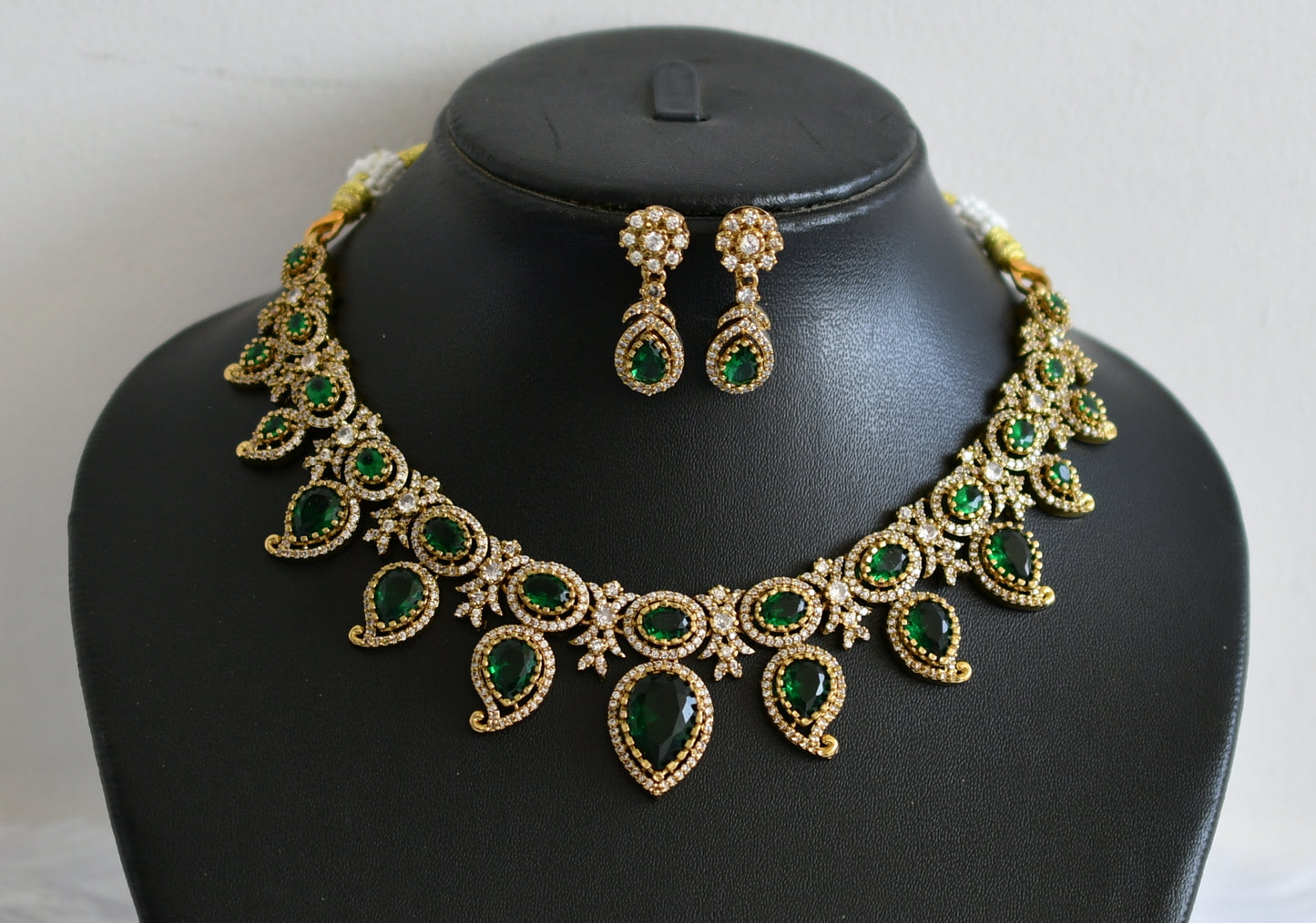 Antique cz-bottle green stone mango victorian necklace set dj-49439