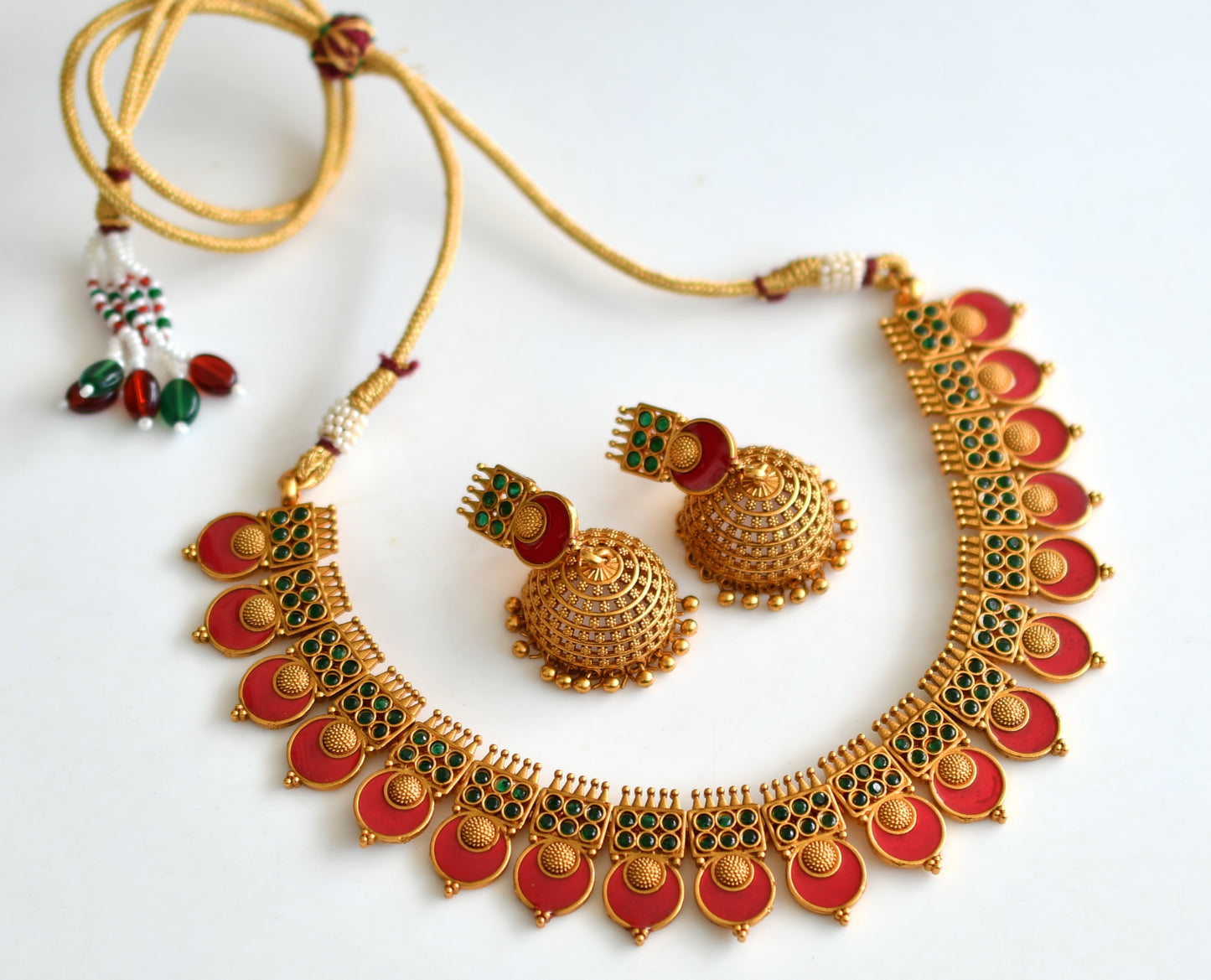 Matte finish Kerala style Green-Red round necklace set dj-42809