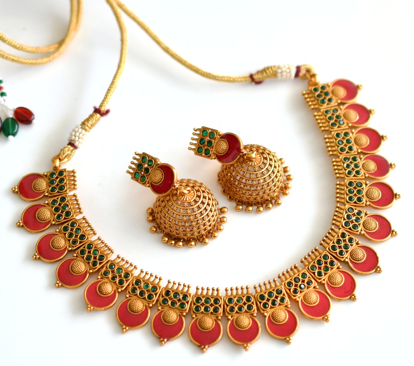 Matte finish Kerala style Green-Red round necklace set dj-42809