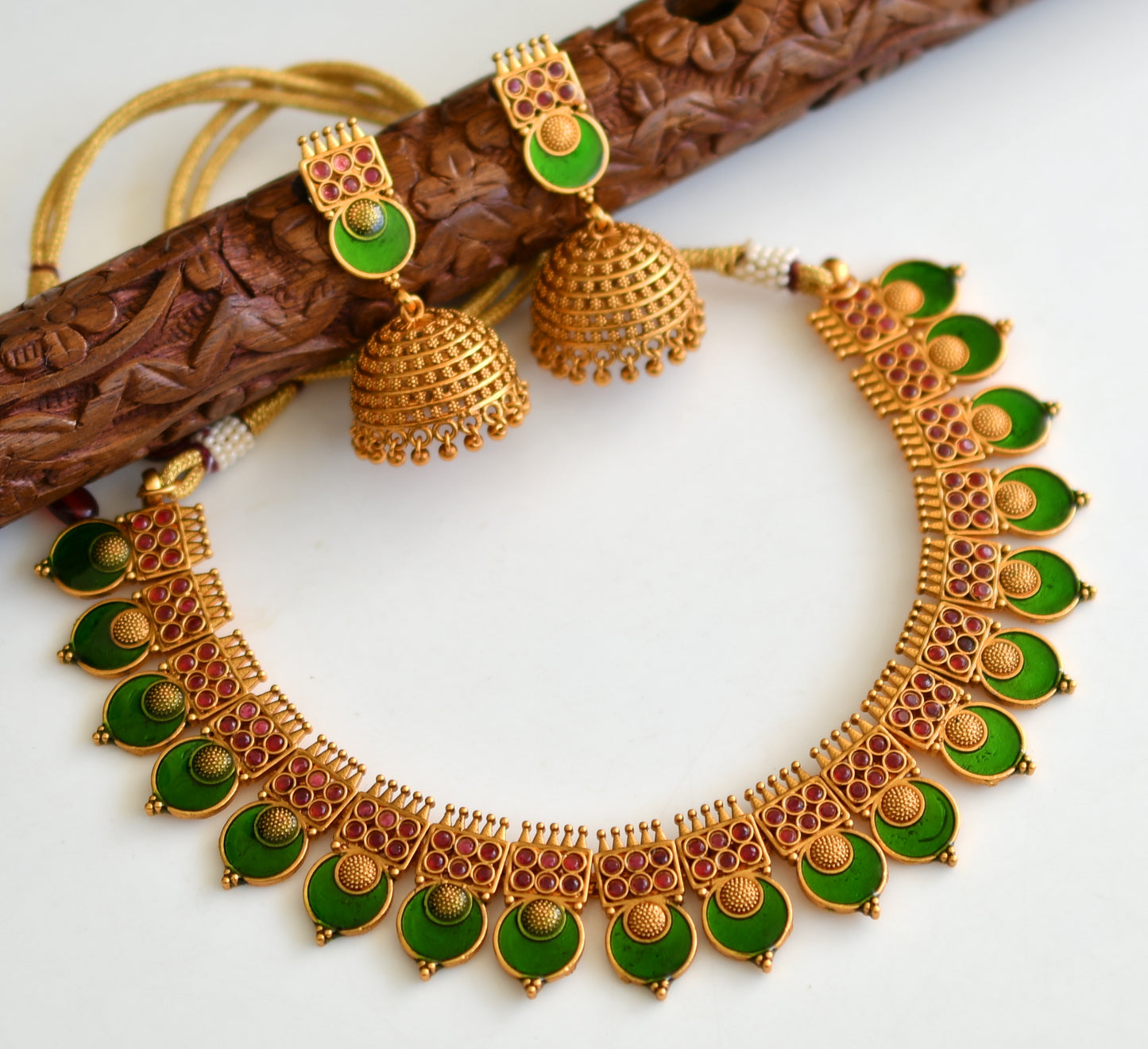 Matte finish Kerala style Maroon-green round necklace set dj-42810