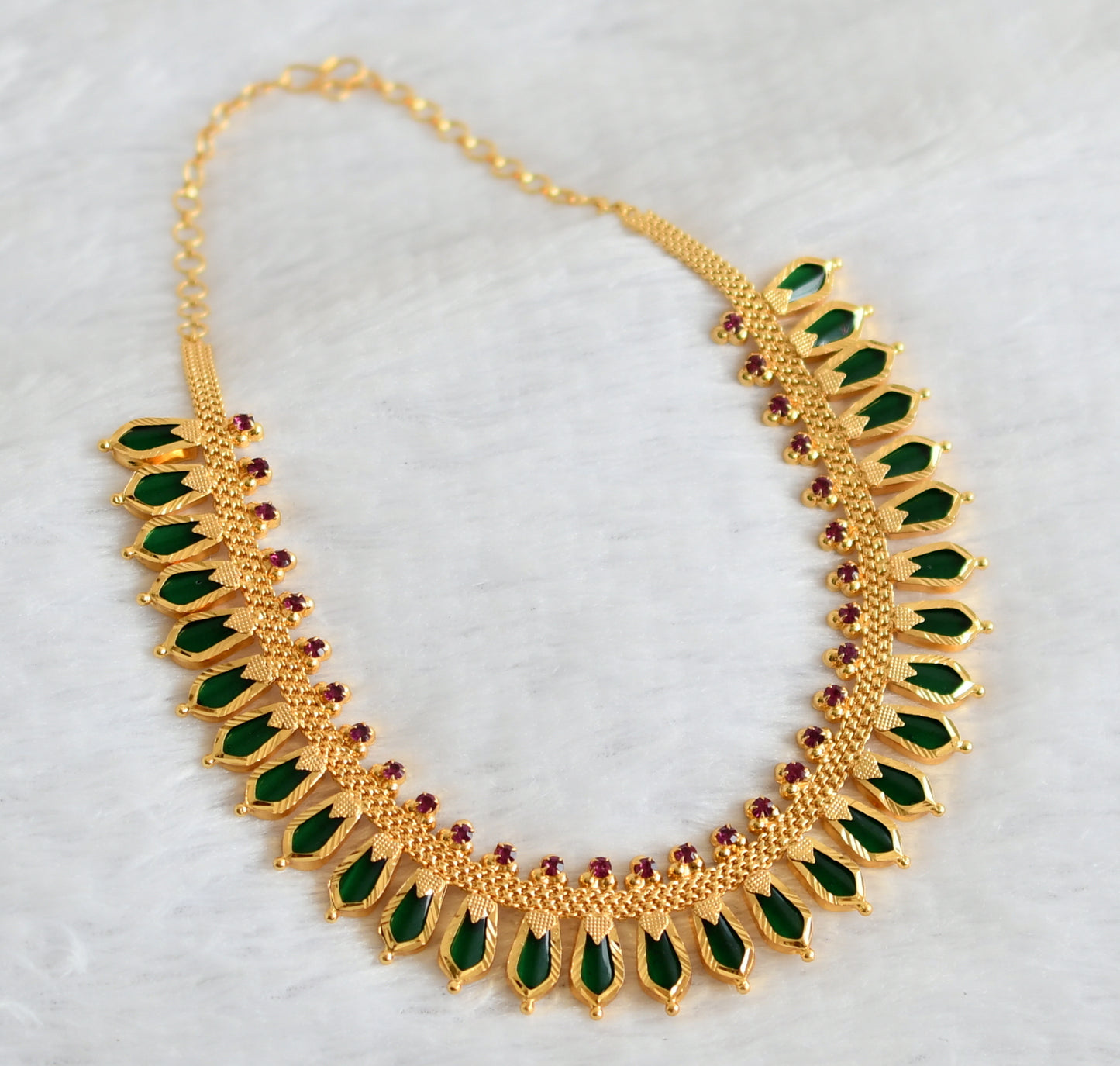 Gold tone Pink-green Nagapadam Kerala Style Necklace DJ21141