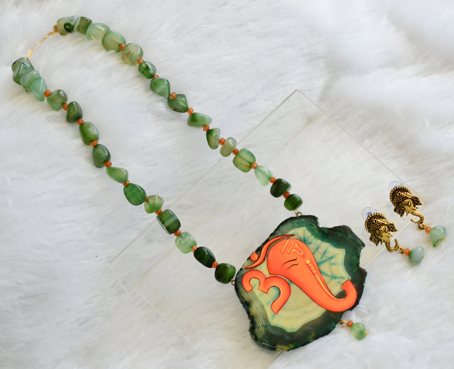 Hand painted om ganesha sliced agate pendant with green-orange onyx bead necklace set dj-46071