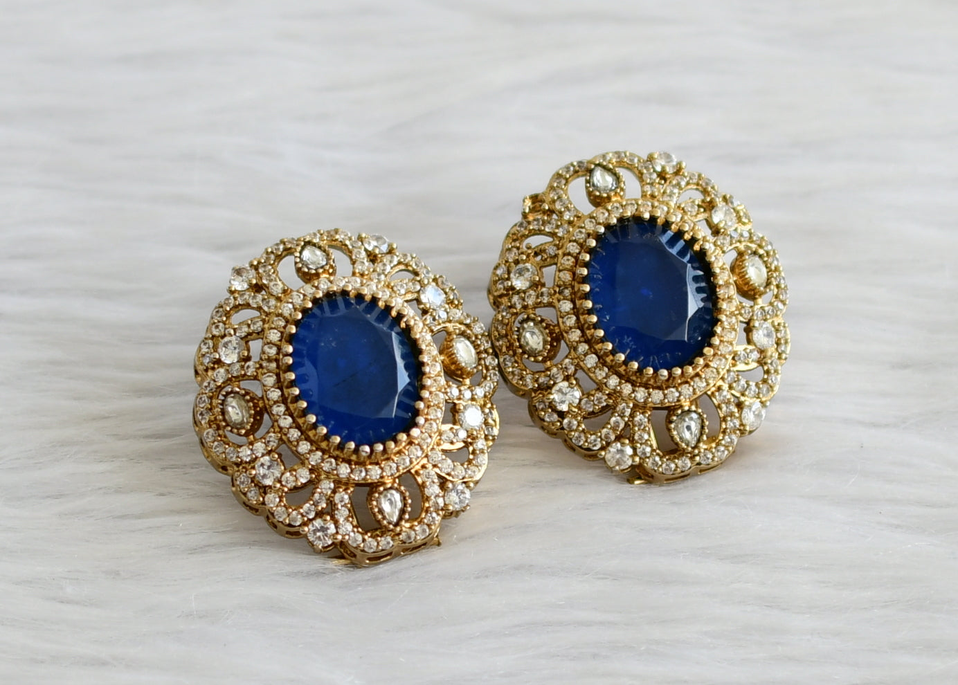Antique gold tone cz blue-white big victorian stud/earrings dj-44313