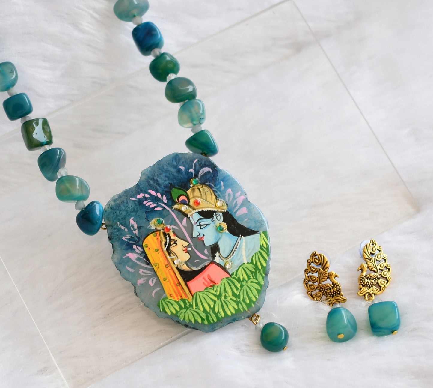 Hand painted radha-krishna sliced agate pendant with blue-green onyx beaded necklace set dj-46093