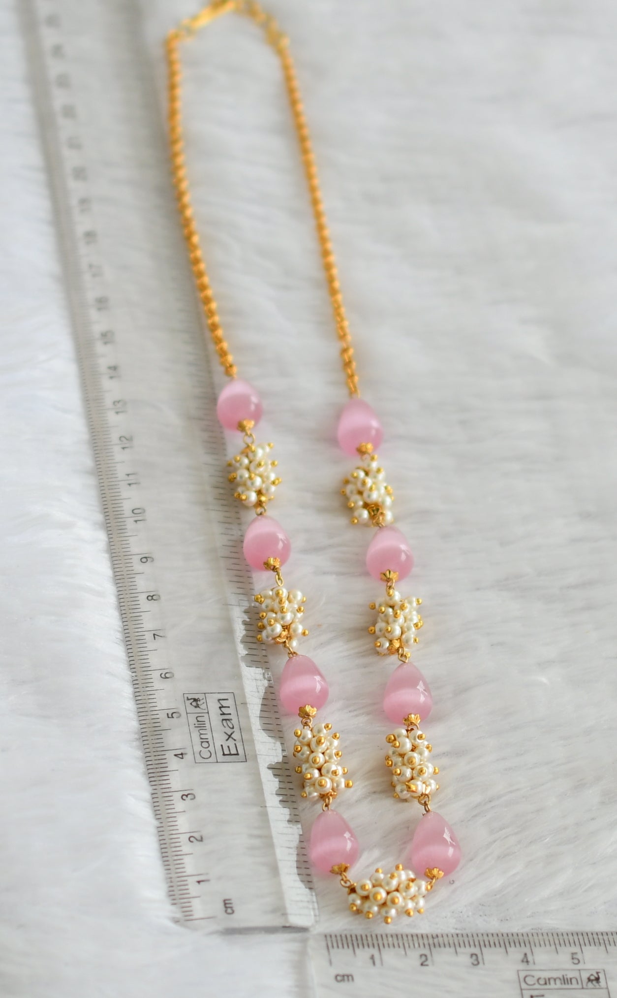 Gold tone baby pink thilak beaded pearl cluster mala/necklace dj-49516