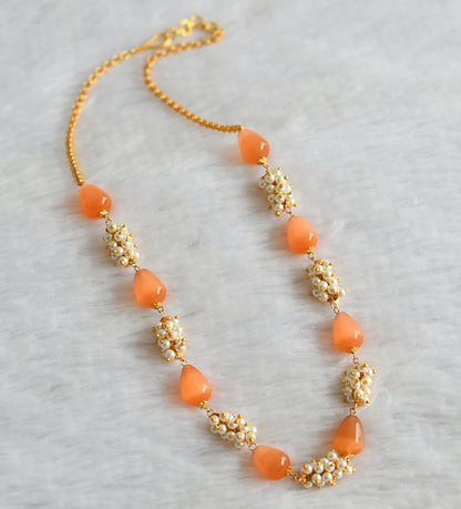 Gold tone orange thilak beaded pearl cluster mala/necklace dj-49518