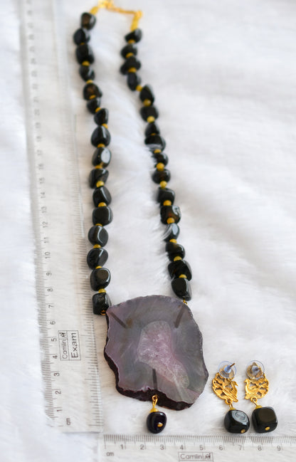 Hand painted radha-krishna sliced agate pendant with black onyx beaded necklace set dj-46088