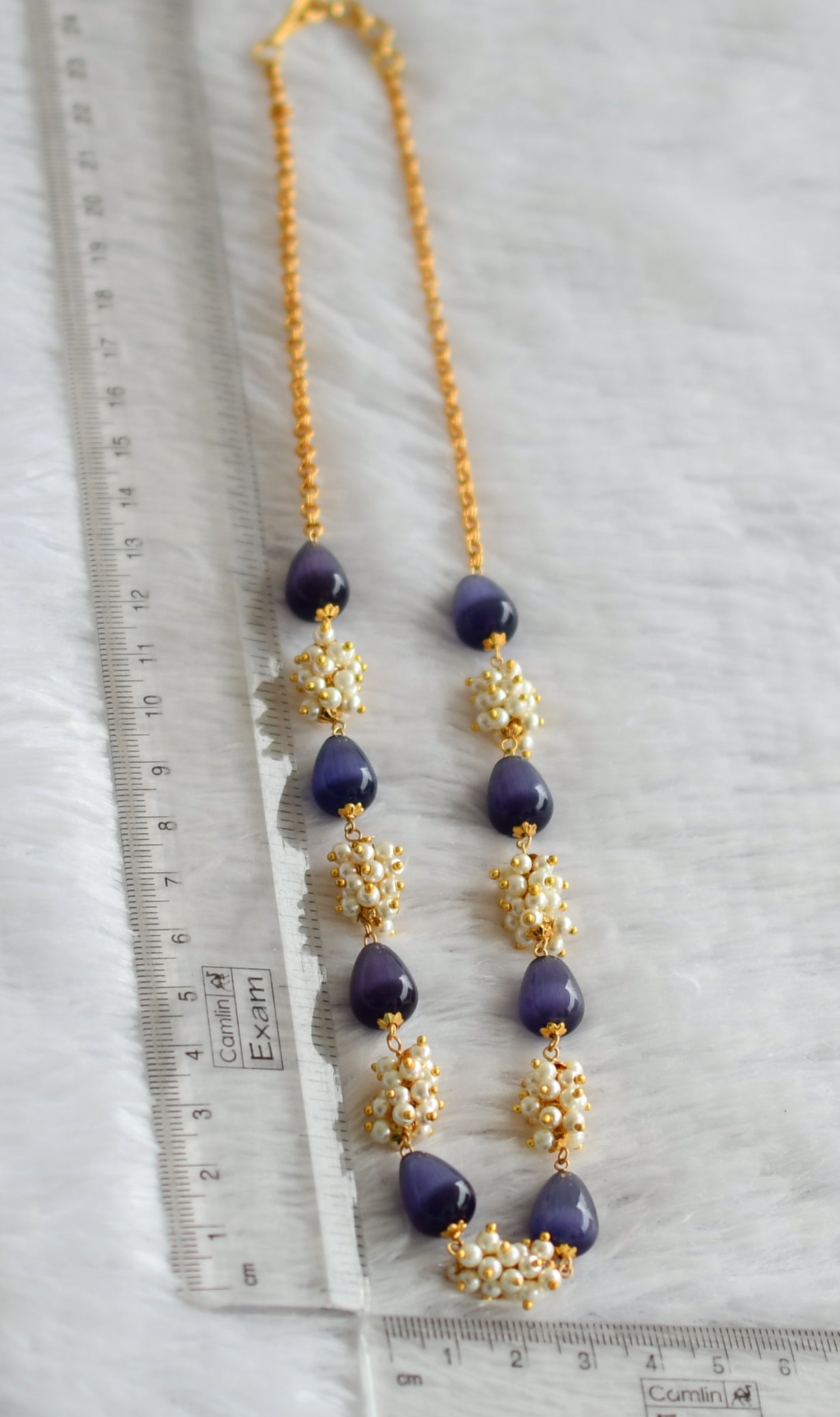 Gold tone purple thilak beaded pearl cluster mala/necklace dj-49520