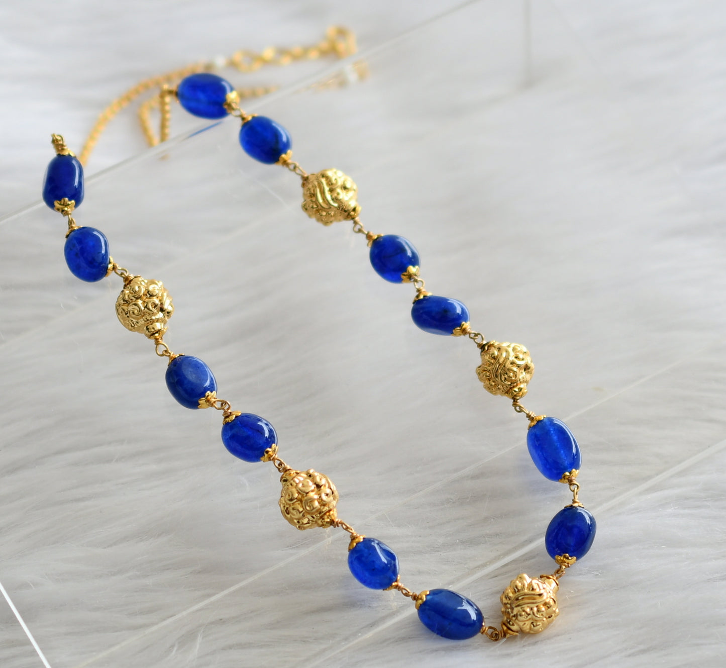 Gold tone blue beaded mala/necklace dj-44366