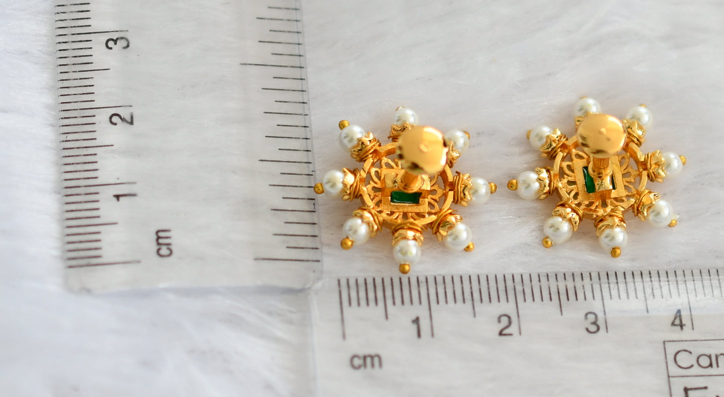 Gold tone green stone pearl beaded round earrings dj-46162
