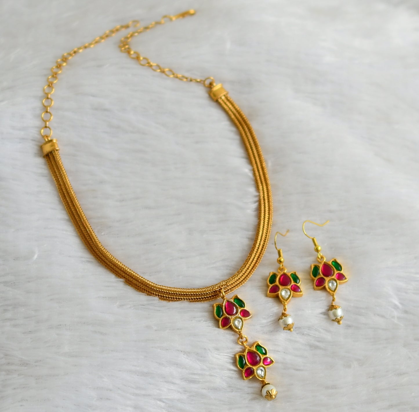 Matte finish pink-green pearl kundan jadau lotus choker necklace set dj-47757