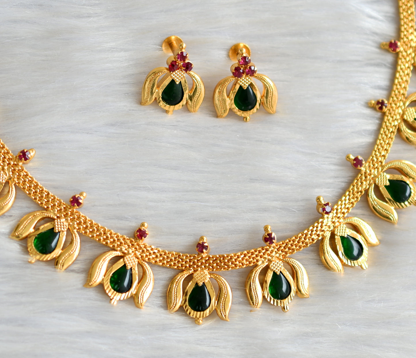 Gold tone green gopi shape-lotus kerala style necklace set dj-35356