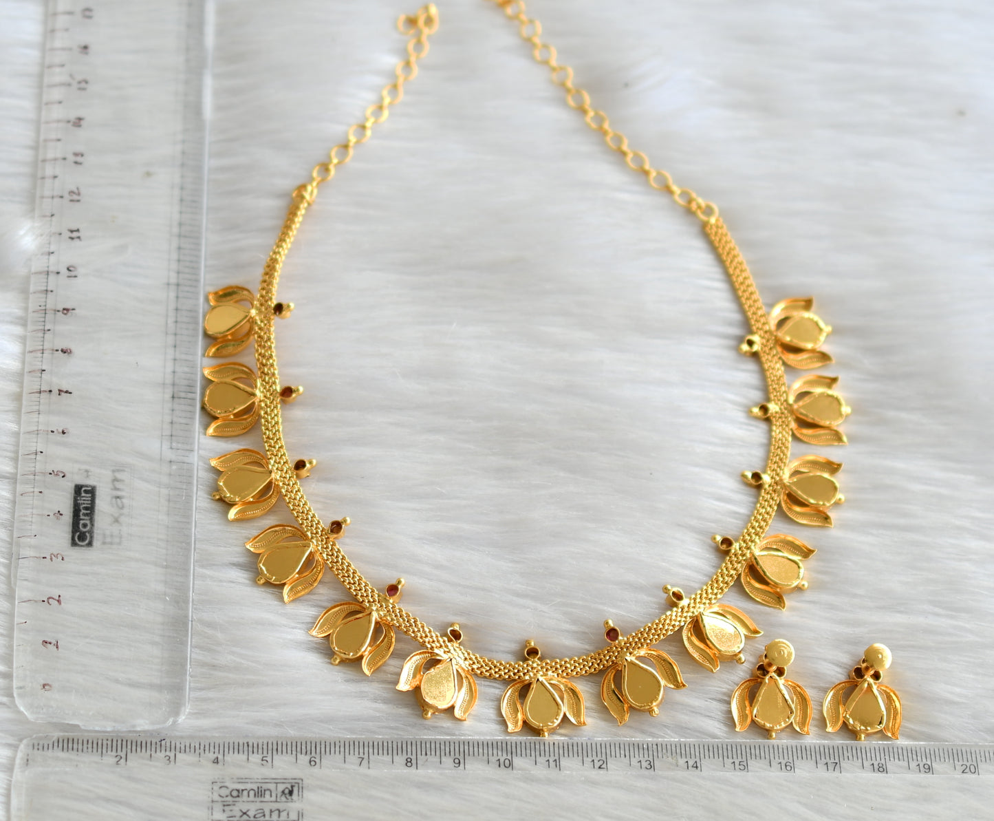 Gold tone green gopi shape-lotus kerala style necklace set dj-35356
