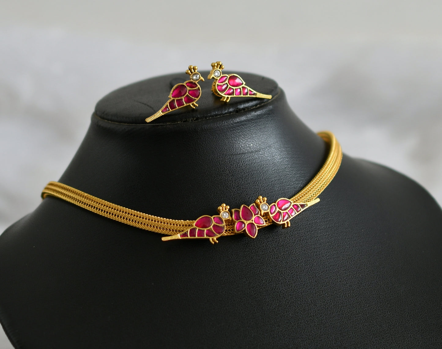 Matte finish pink-white kundan jadau lotus bird choker necklace set dj-47754