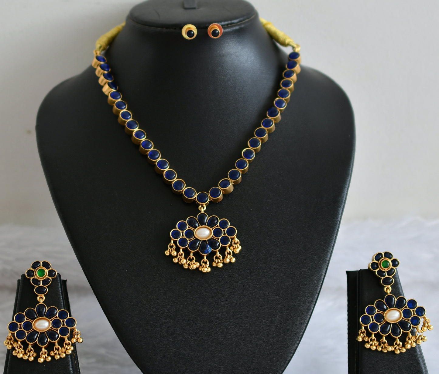 Matte finish blue-green-pearl reversible necklace set dj-49724