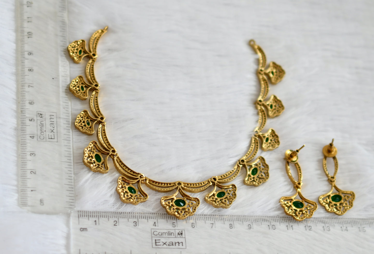 Matte finish cz-bottle green oval stone necklace set dj-49718