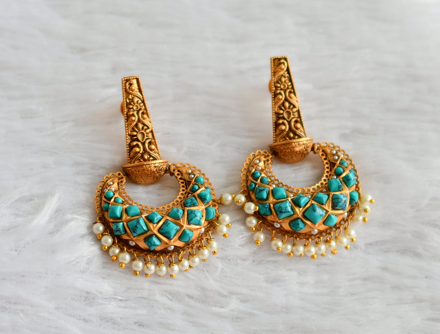 Matte finish turquoise blue pearl bali earrings dj-47806