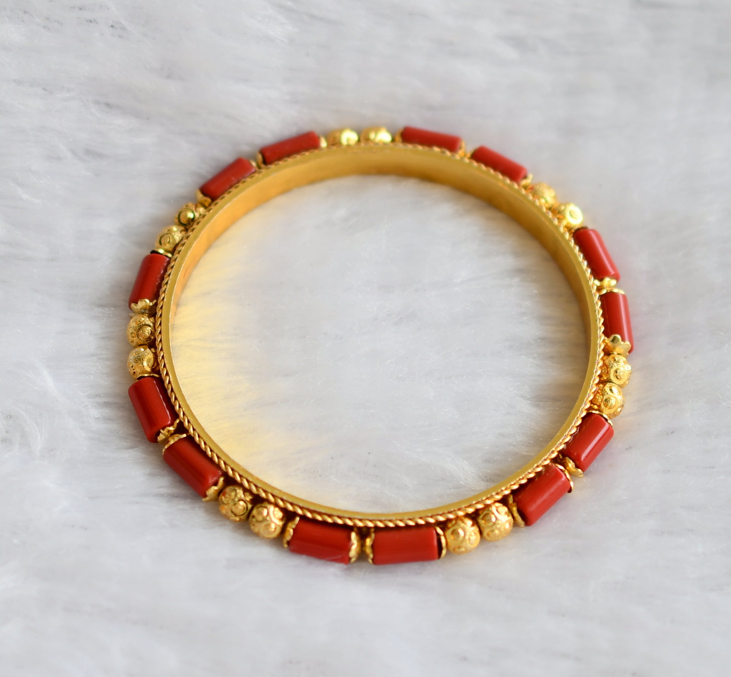 Gold tone coral bead bangles(2.4) dj-46209